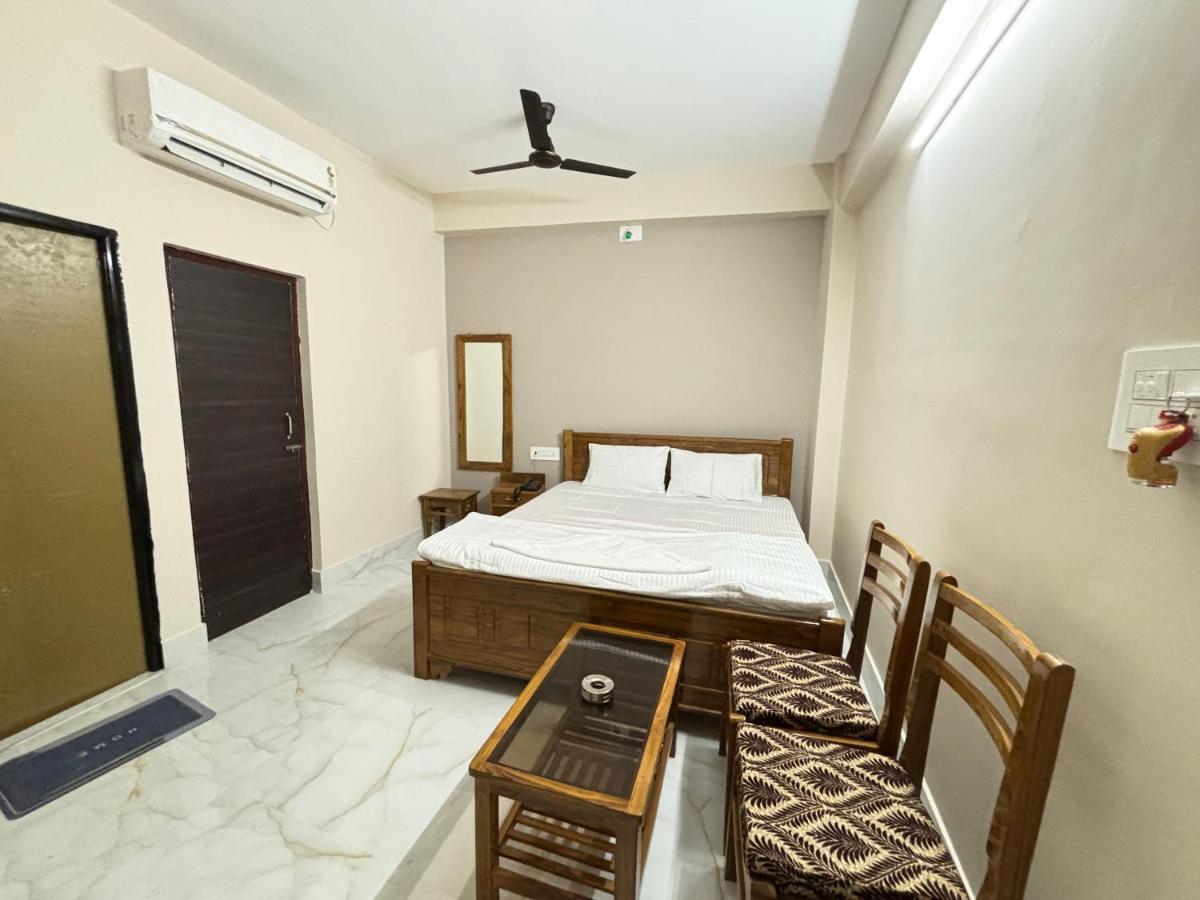 Ichhamati Hotel And Restaurant Hasnabad Exterior foto