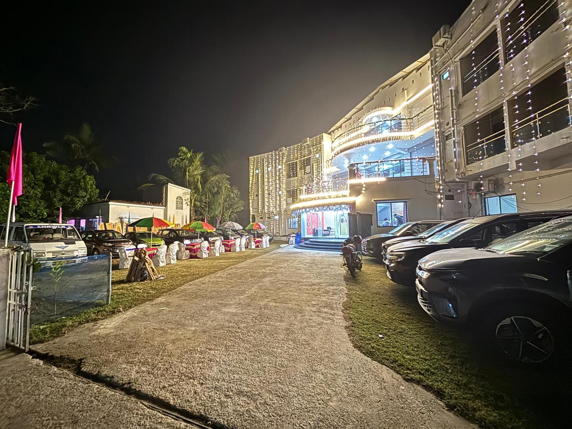 Ichhamati Hotel And Restaurant Hasnabad Exterior foto