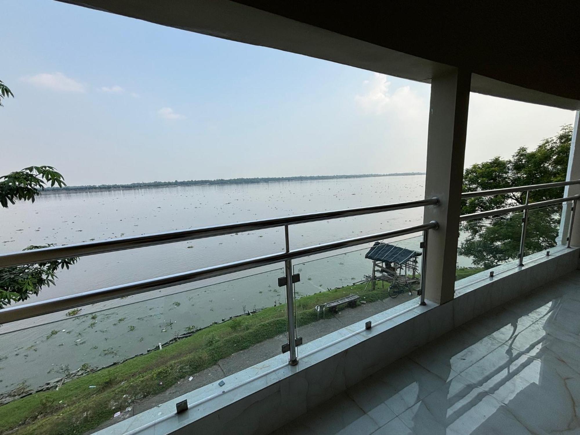 Ichhamati Hotel And Restaurant Hasnabad Exterior foto